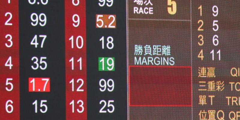 Biến động tỷ lệ HK thường khá rõ ràng Biến động tỷ lệ HK thường khá rõ ràng